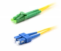 Патч-корд оптический LANMASTER, LSZH, дуплексный, LC/APC-SC/UPC, SM, 1.5 м