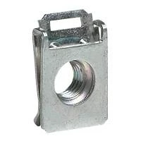 Клипса M8