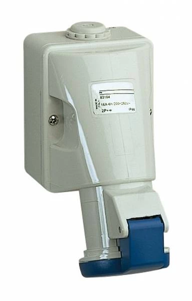 Розетка накладная настенная ВИНТ 16А 2P+E IP44 220В