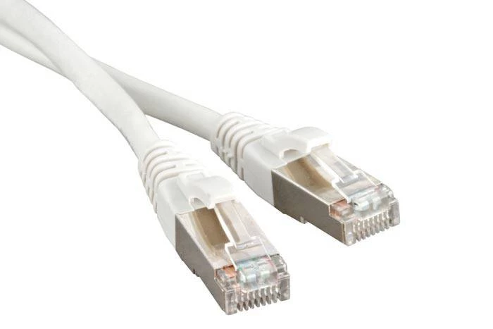 Патч-корд F/UTP, экранированный, Cat.6, LSZH, 3 м, белый Hyperline