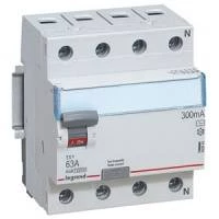 Четырехполюсное устройство защитного отключения TX3 4п 25a 300ma -AC
